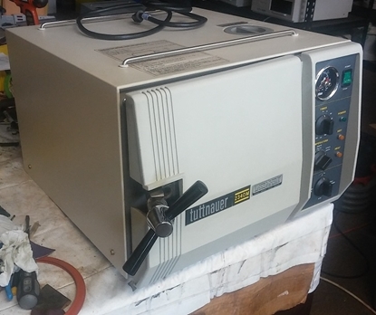 Picture of Reconditioned Tuttnauer 2340MK - Manual Autoclave